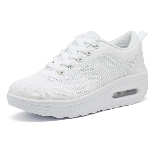 Women's sneakers | lacing