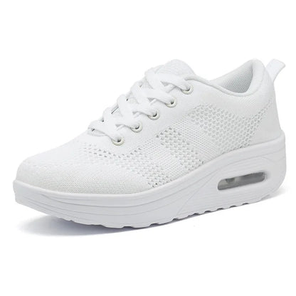 Women's sneakers | lacing
