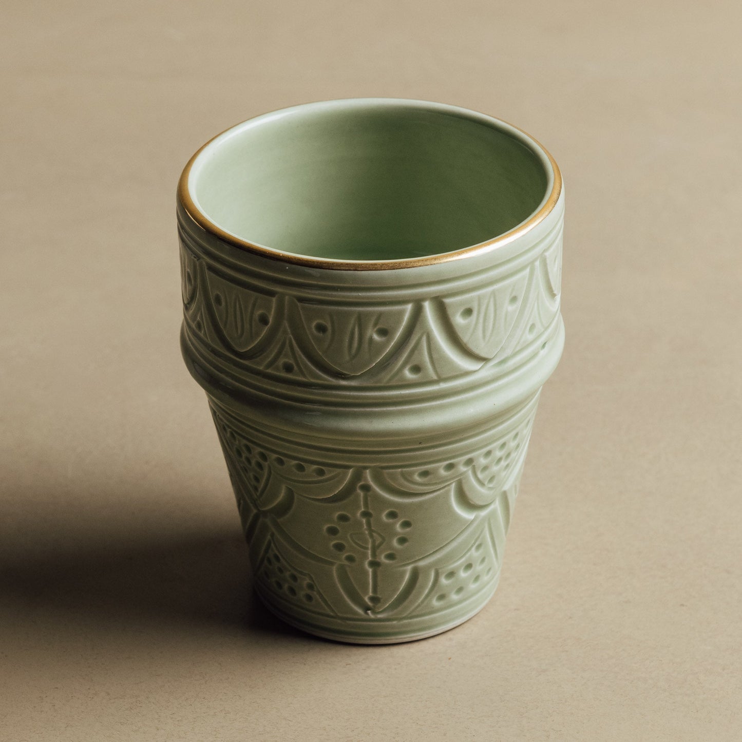 Zagora Green Cup - Moroccan Dinnerware Adorned with 12 Carat Gold Accents - TrendAura