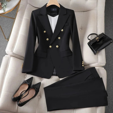Elegant and Feminine Stretch Fitted Pantsuit