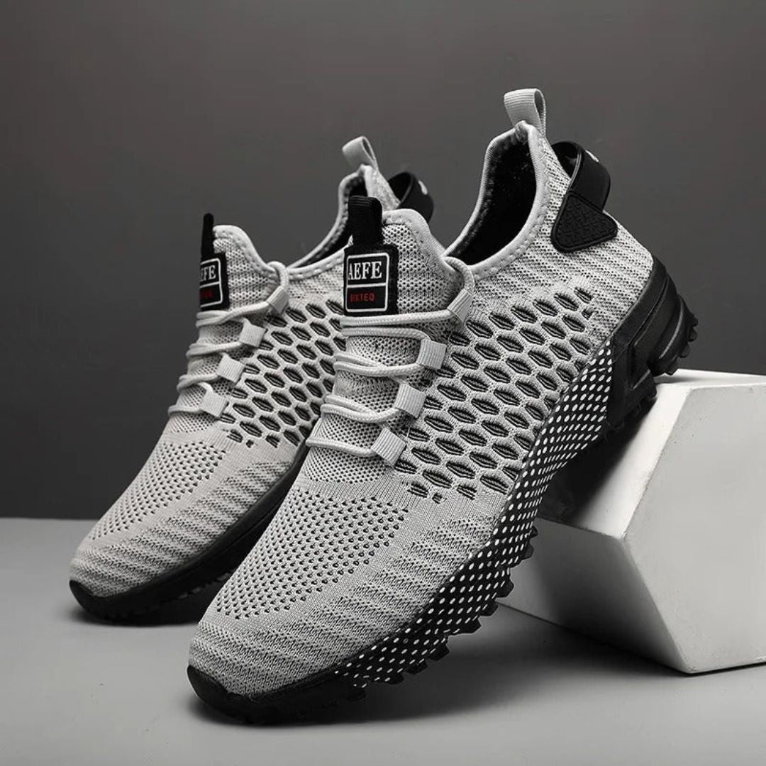 Tavian Apex Sneakers