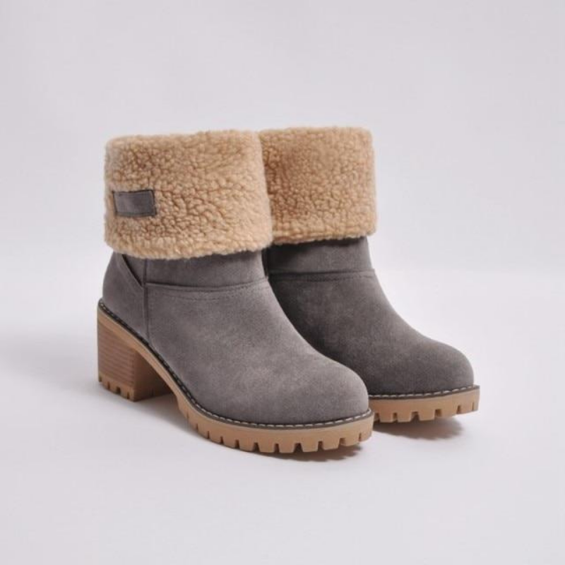 Warm and padded winter boots for women