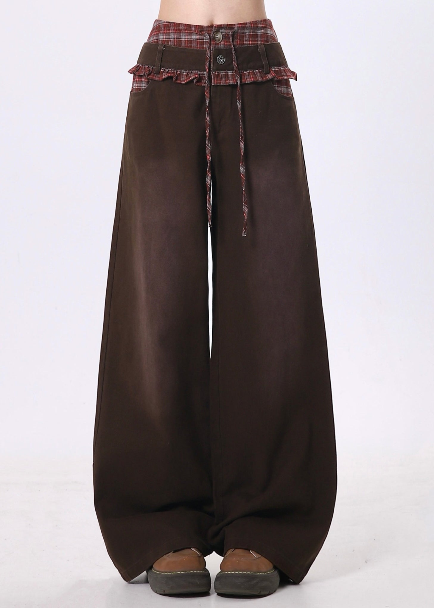 Pantalon patchwork en coton marron à volants, style unique, pour le printemps - TrendAura
