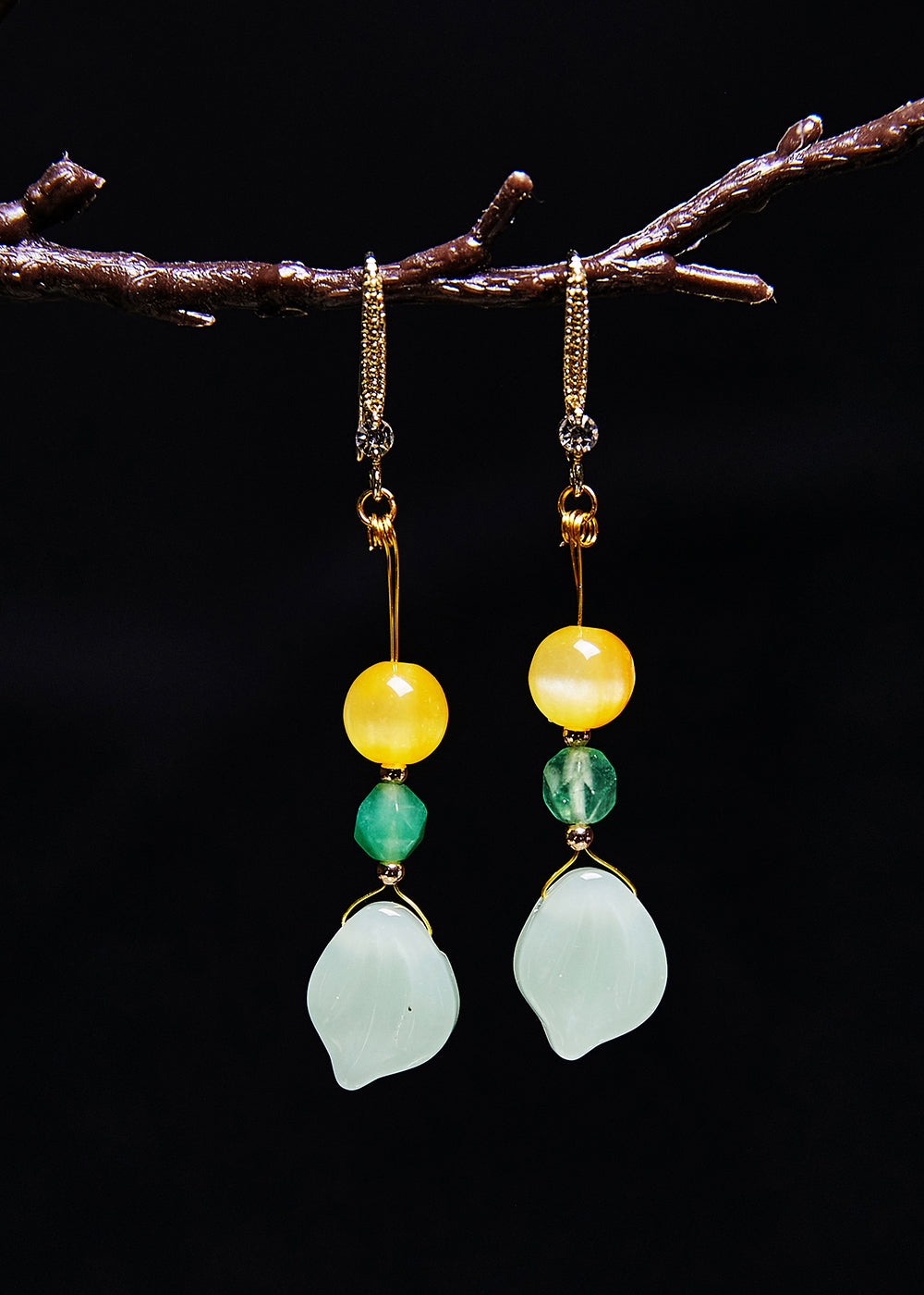 Boucles d'oreilles uniques en jade naturel et cire d'abeille - TrendAura