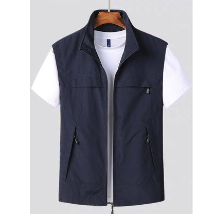 Mens Lightweight Utility Vest With Multiple Pockets For Versatile Layering And Everyday Outdoor Wear