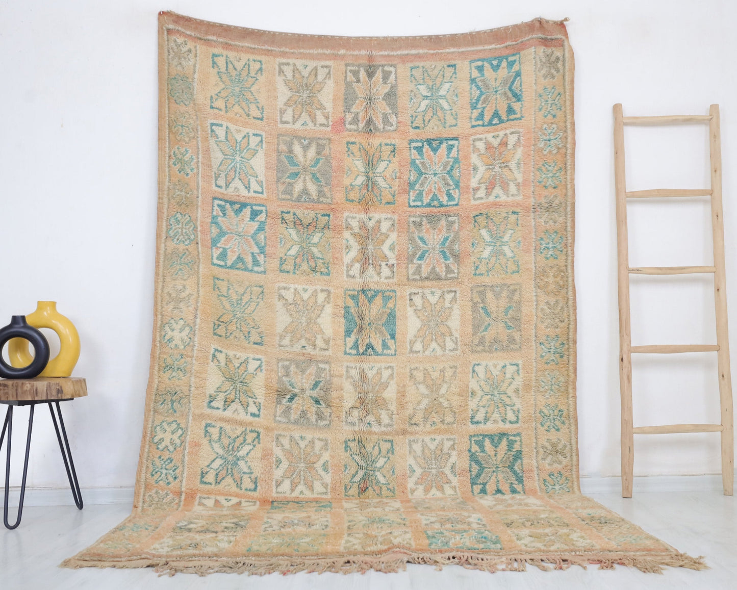 Kalismo Vintage Moroccan Rug 5'5" x 8'1" - TrendAura