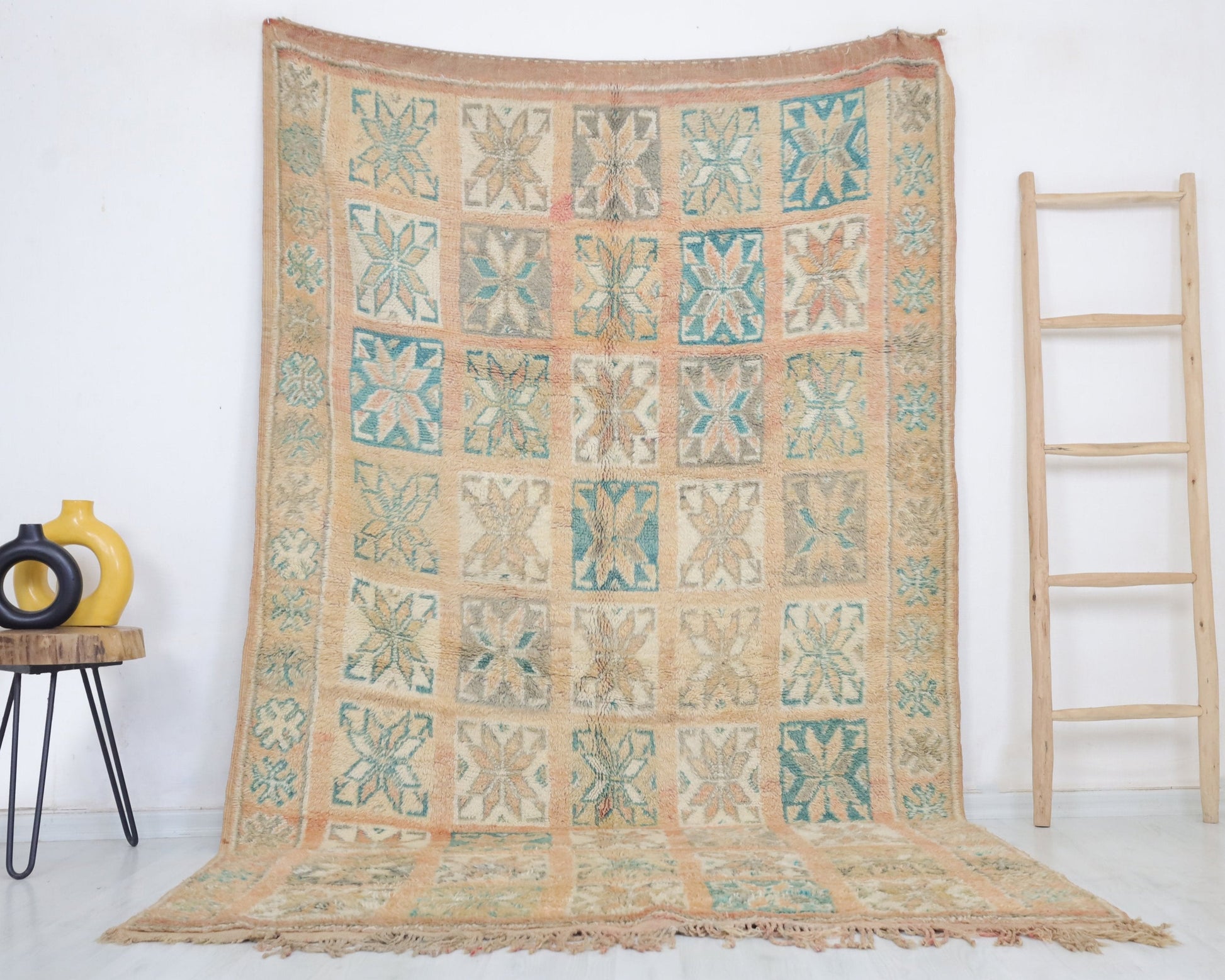 Kalismo Vintage Moroccan Rug 5'5" x 8'1" - TrendAura