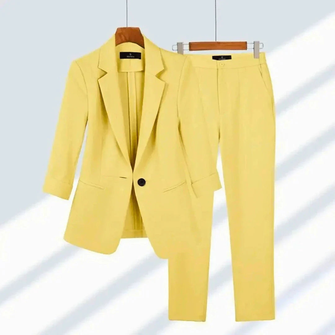 Velora Classic Tailored Women's Suit Set Blazer and Trousers for Business Professional Wear