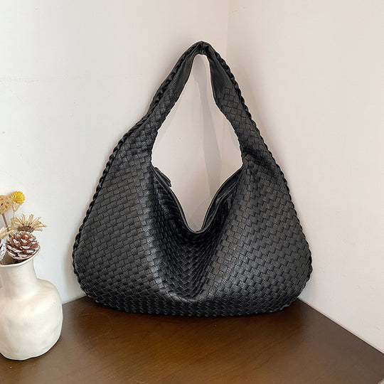 Red Valentina Woven Shopping Bag
 - TrendAura