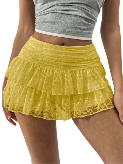 Women's ruffled mini skirt with wide belt