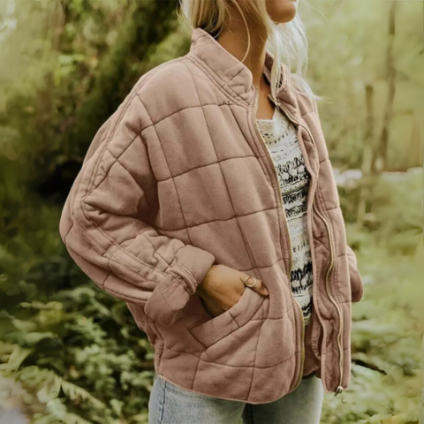 Lightweight Fitted Autumn Jacket For Women With Refined Warmth, Flattering Fit, Versatile Everyday Wear