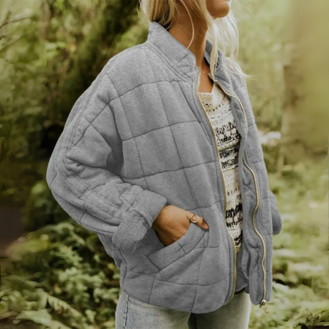 Lightweight Fitted Autumn Jacket For Women With Refined Warmth, Flattering Fit, Versatile Everyday Wear