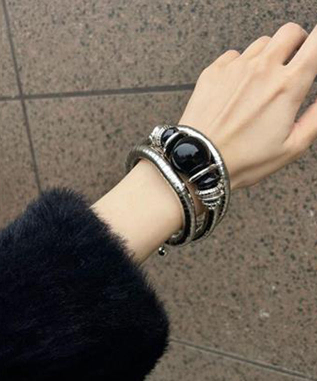 Bracelet élastique vintage en alliage noir et agate - TrendAura