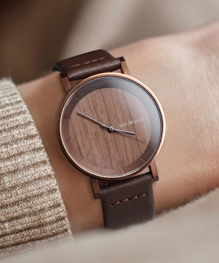 Montre vintage à quartz en cuir véritable marron avec incrustations de bois - TrendAura