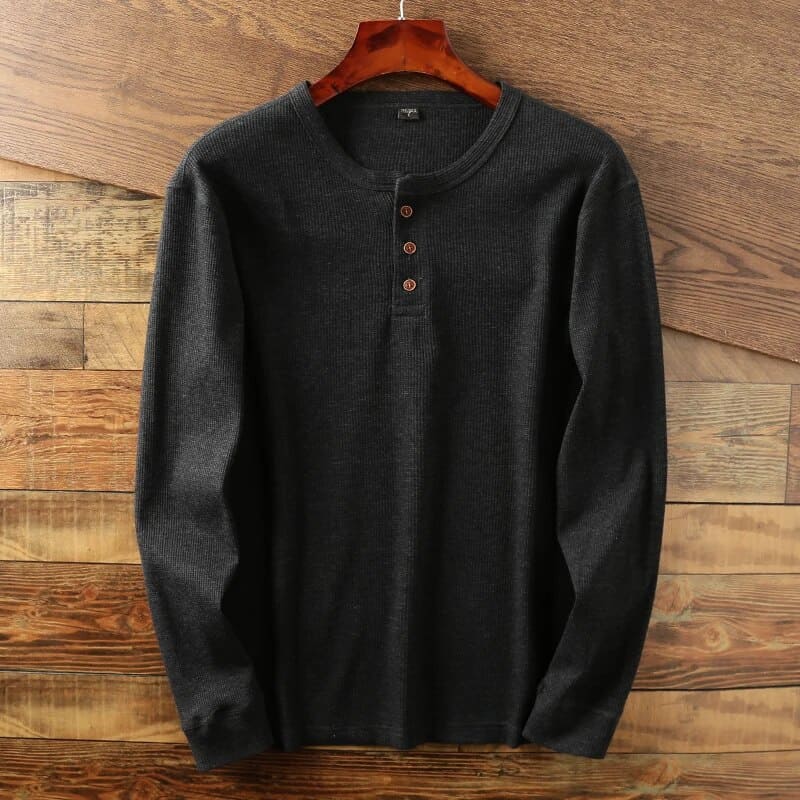 Classic long-sleeve shirt for men