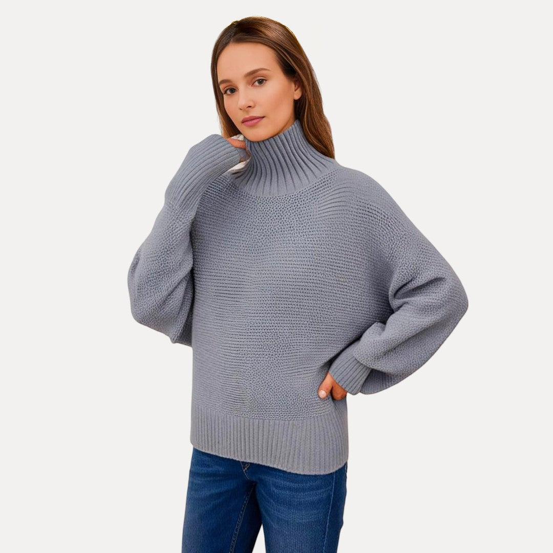Soft wool sweater with stand-up collar