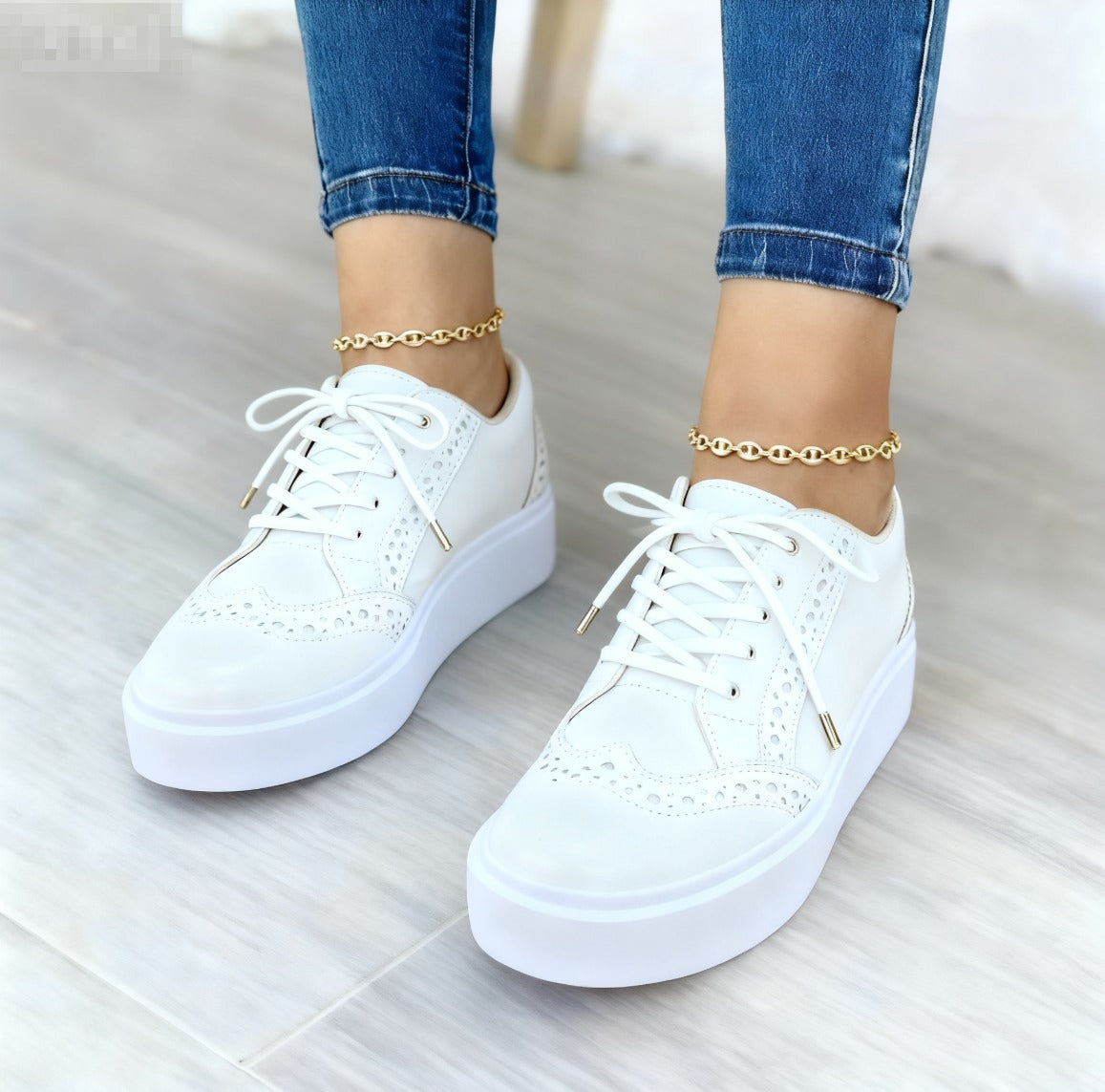 Olivya Womens Lace Up Platform Sneakers With Cushioned Sole For Everyday Chic Comfort