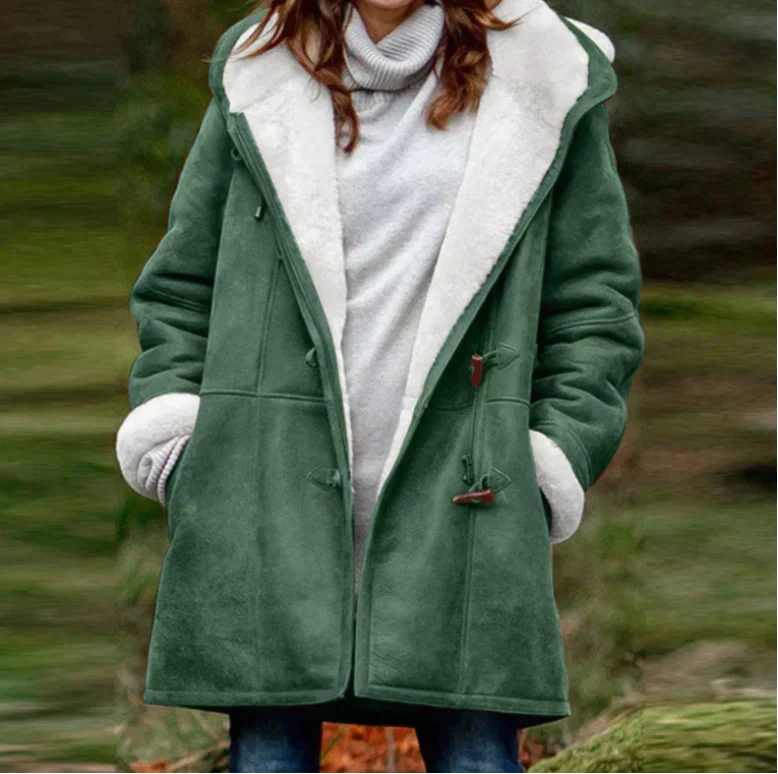 Winter jacket for women with insulating lining