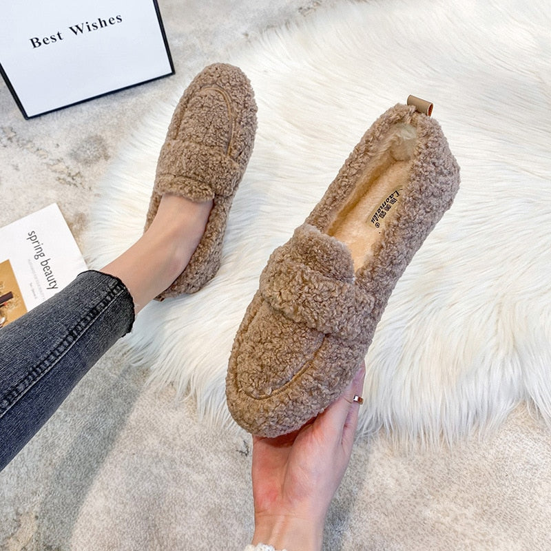 Winter loafers with warm lining and non-slip sole
