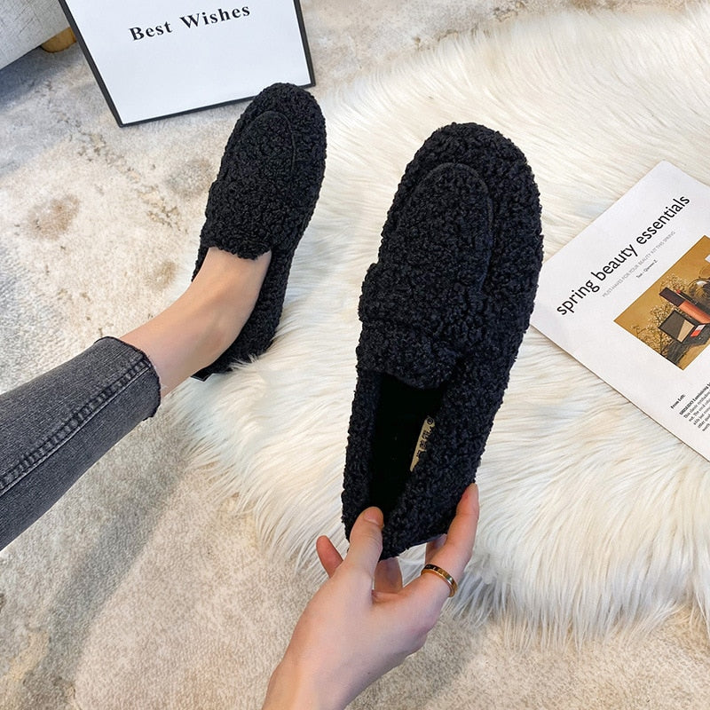 Winter loafers with warm lining and non-slip sole
