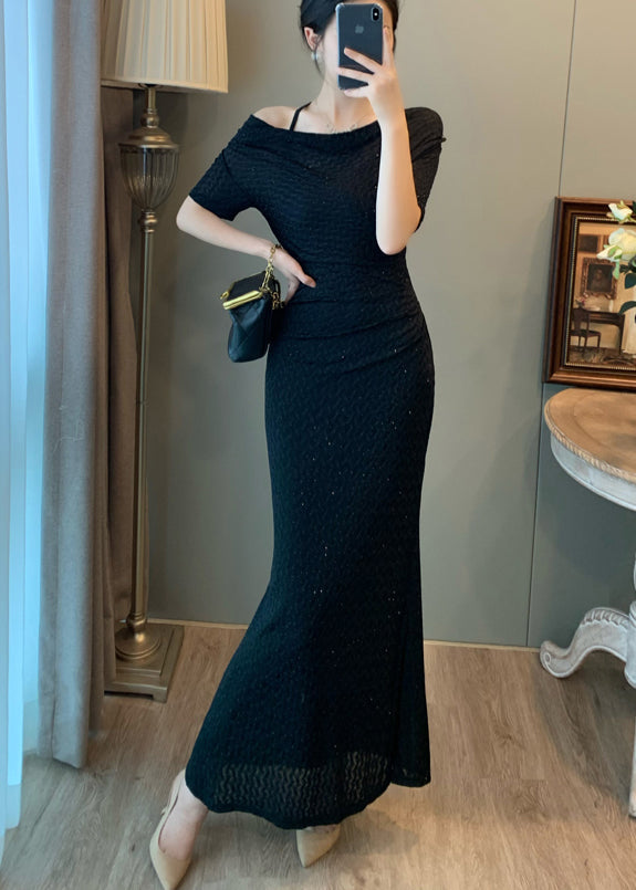 Robe longue noire à col bateau et coupe ajustée pour femme, idéale pour l'été - TrendAura