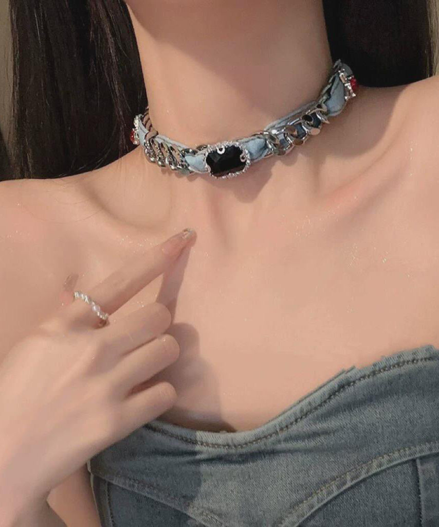 Collier chaîne en métal bleu denim pour femme avec cristaux - TrendAura