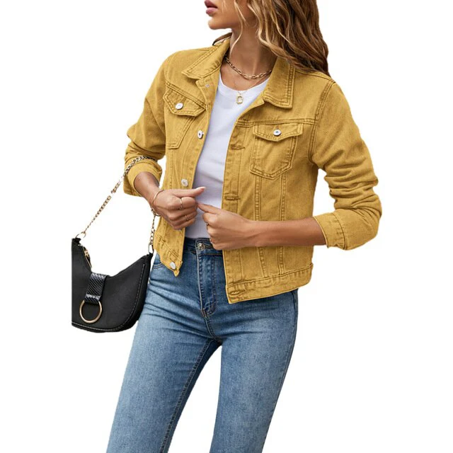 Women's denim jacket - Timeless short model with button closure