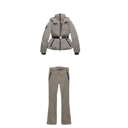 Winter ski suit for women with hood
