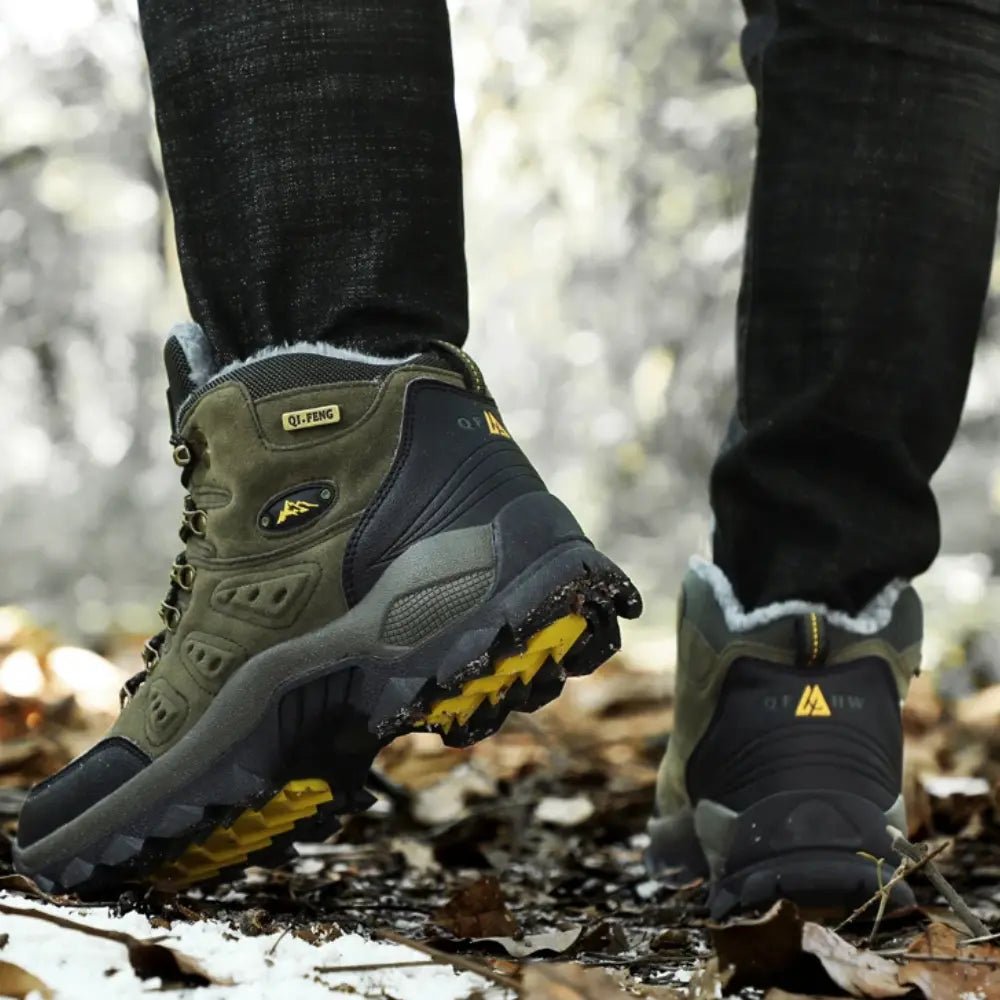 Durable hiking shoes - Water-resistant all-terrain shoes