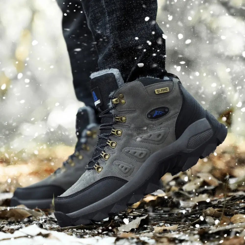 Durable hiking shoes - Water-resistant all-terrain shoes