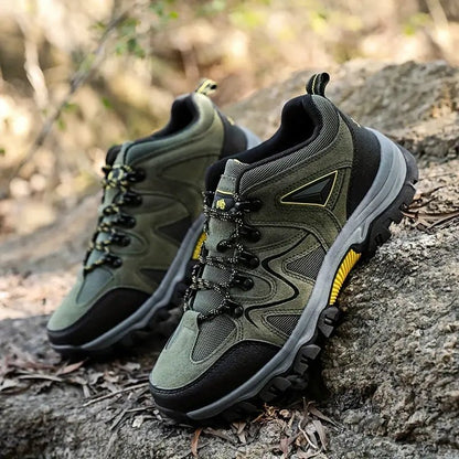 Durable hiking shoes for men - Water-resistant outdoor shoes