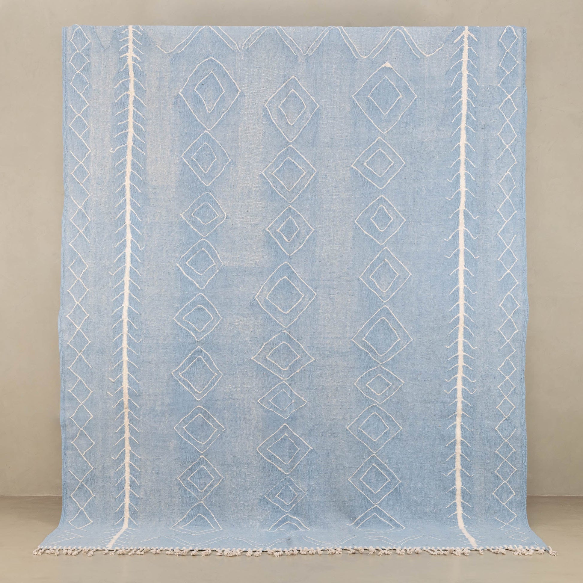Adass - taznakht kilim rug - TrendAura