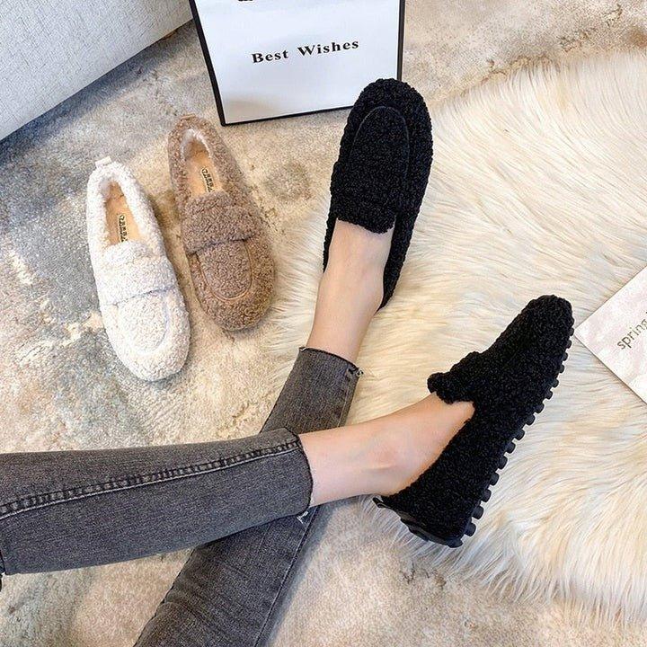 Women's Indoor Moccasins with Plush Lining and Flexible Sole