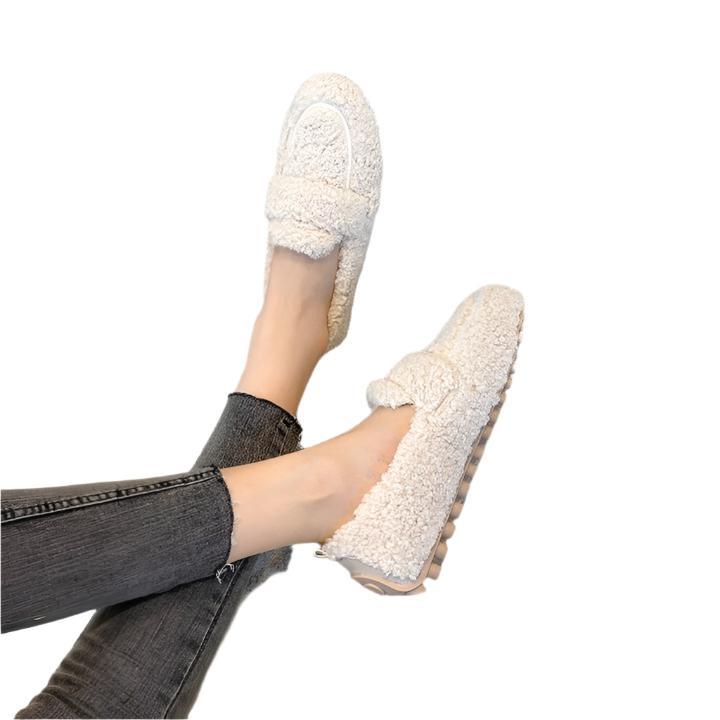 Women's Soft Moccasins with Cozy Design and Flexible Sole - TrendAura