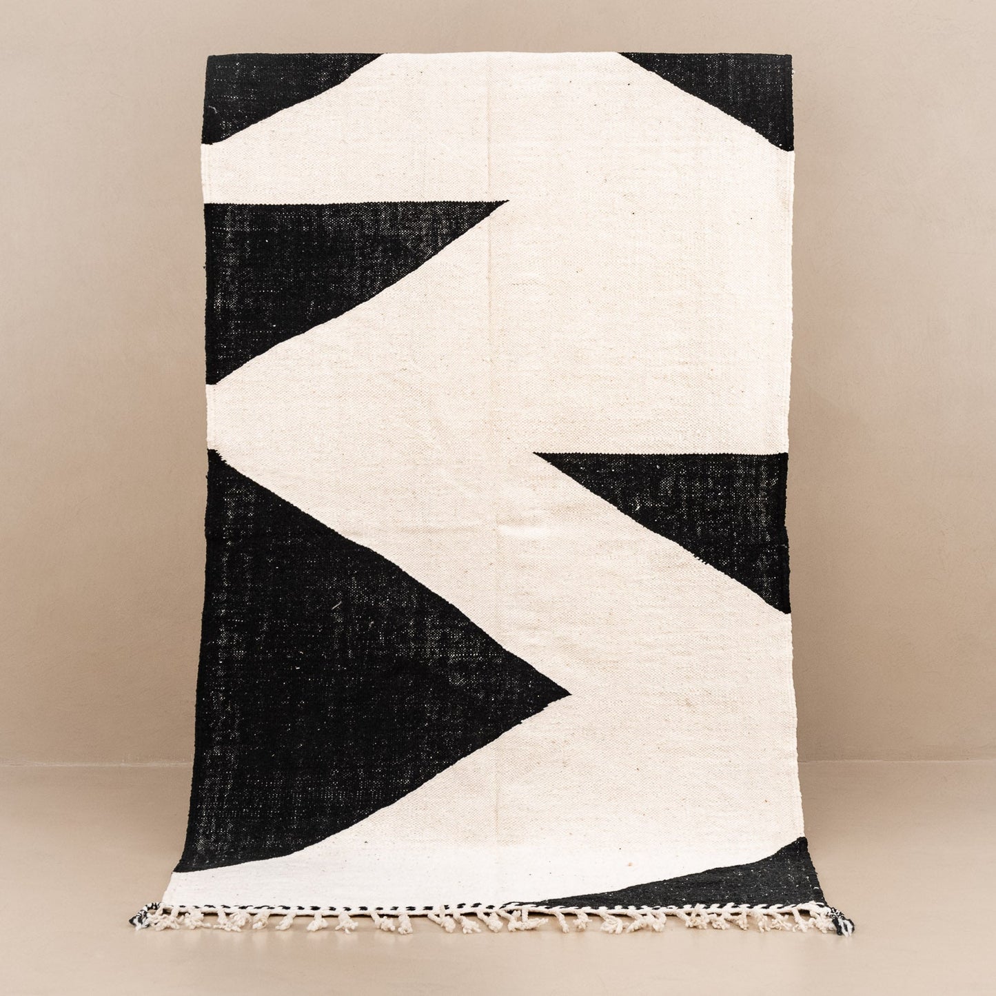 Alya - taznakht kilim rug - TrendAura