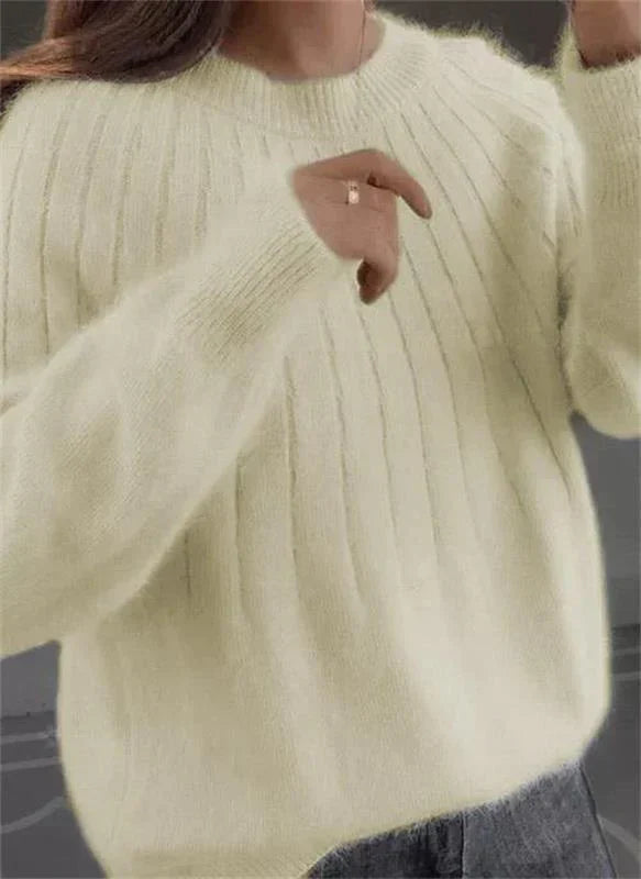 Soft and silky knit sweater - Vertical ribbed texture