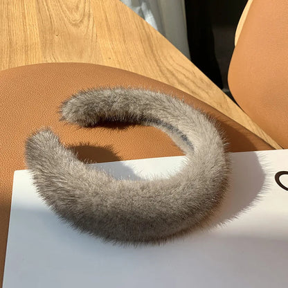 Léa Luxe Faux Fur Headband For Women With Soft Plush Winter Comfort And Elegant Style