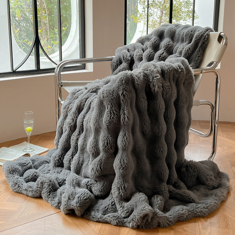 Contemporary Faux Fur Throw Blanket with Plush Texture