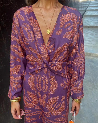 Women's Long Sleeve Maxi Dress with Flowing Skirt and Adjustable Waist