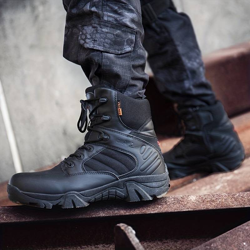 Tactical military boots for men