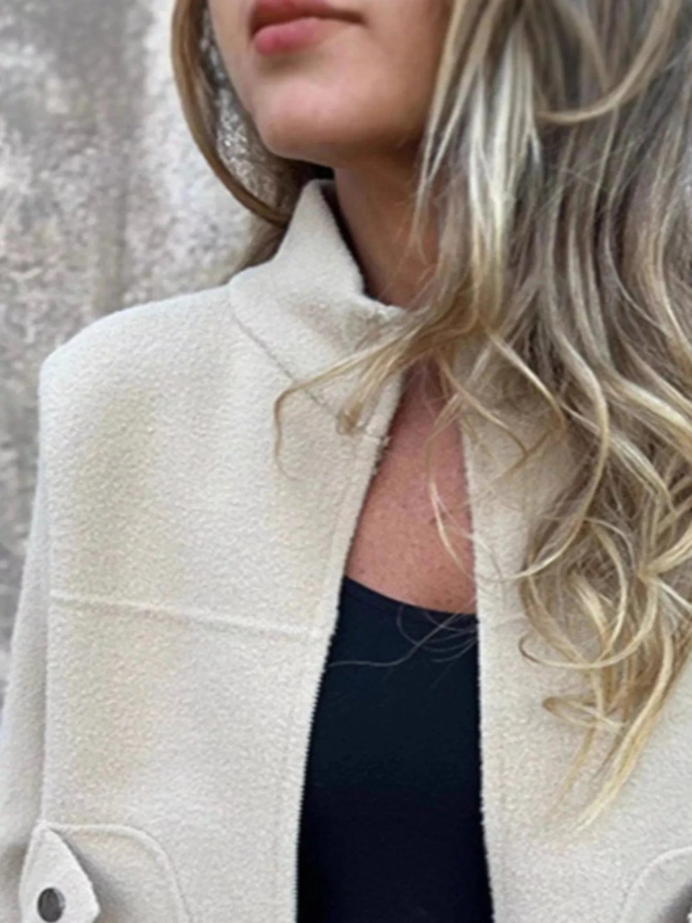 Naïs Womens Jacket With Sleek Silhouette For Daily Refinement And All Day Comfort For Modern Women
