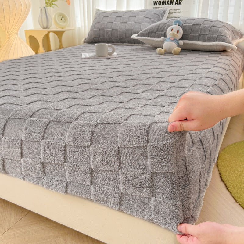 Quilted Velvet Fitted Sheet with Soft Texture