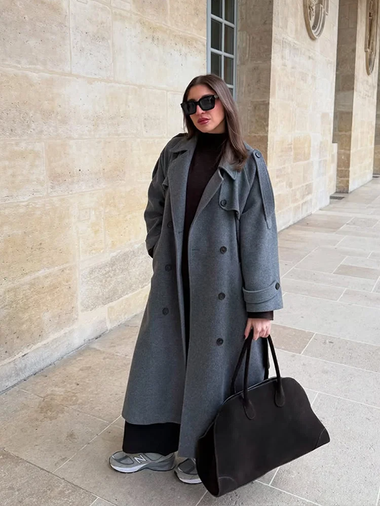 Women’s Long Overcoat – Wool – Loose Fit – Double-Breasted – Structured Shoulders – Full Sleeve