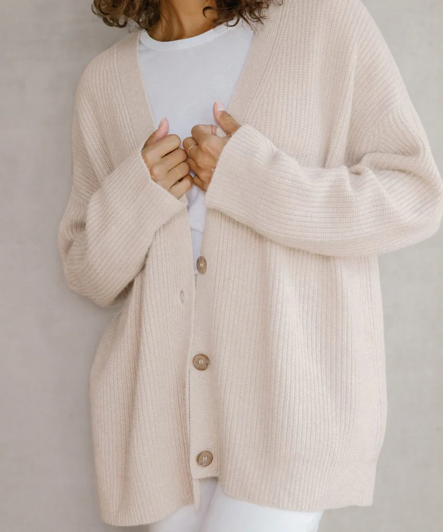 Women’s Cardigan - Chunky Knit - V-Neck - Button Front - Long Sleeve