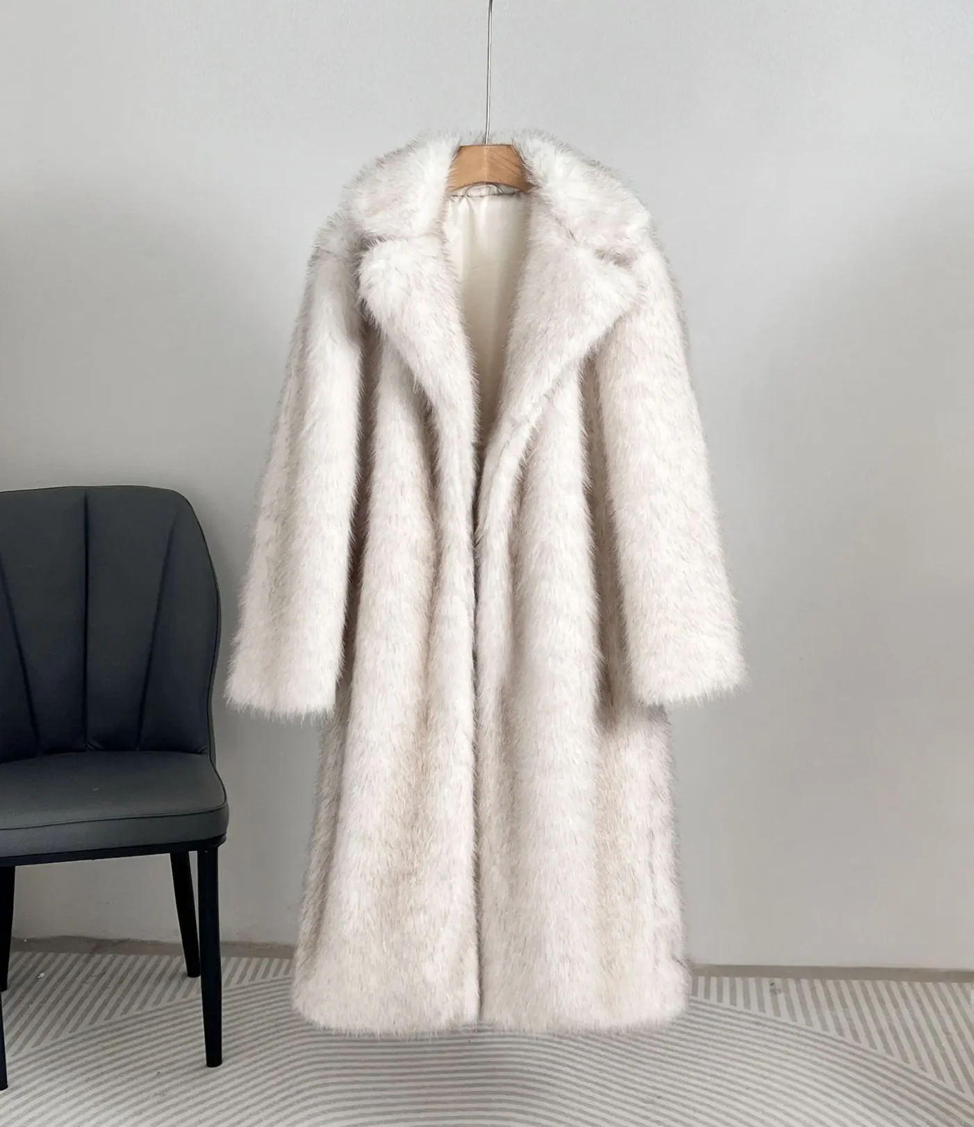 Women’s Oversized Fur Coat | Full Length