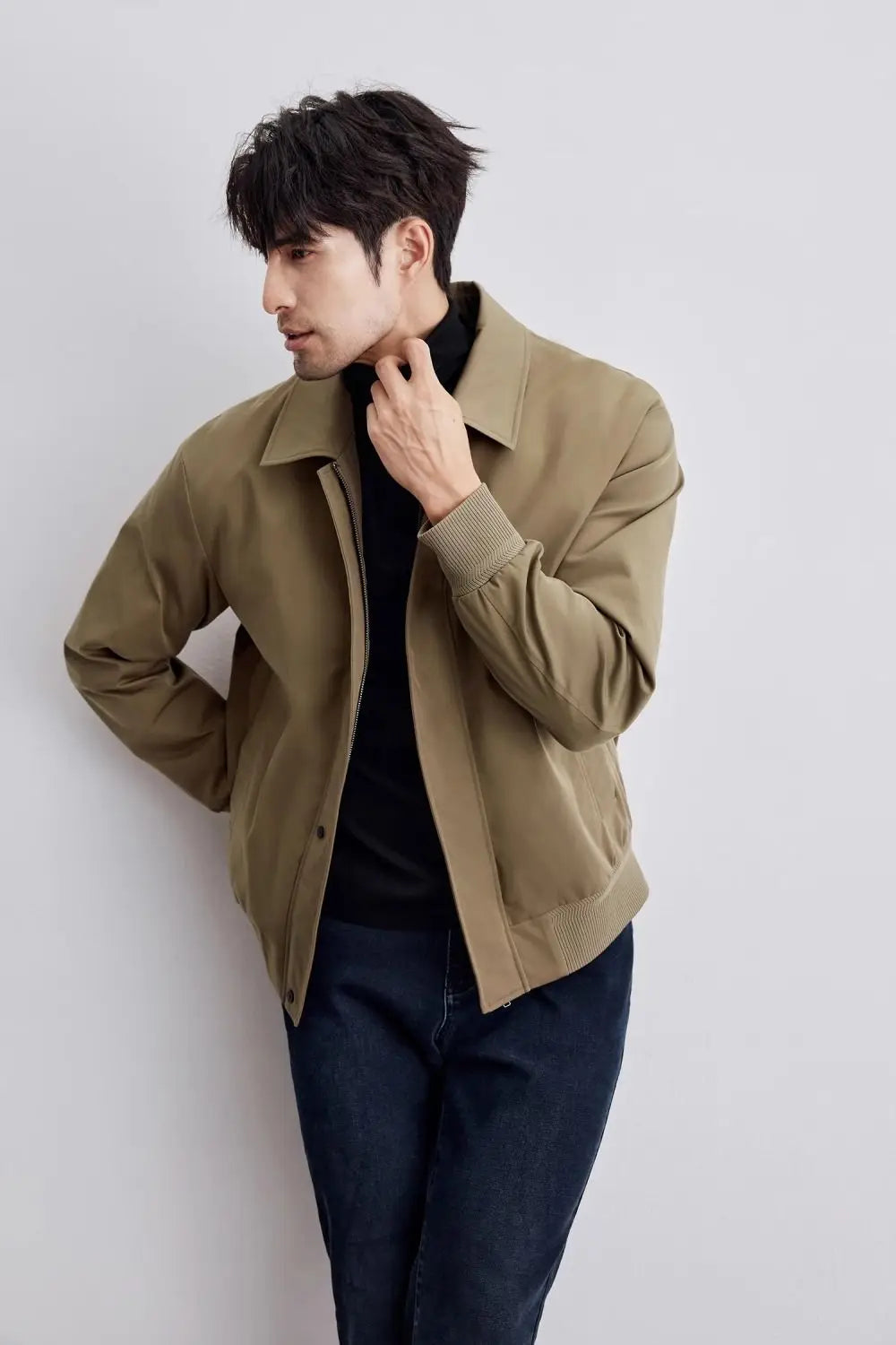 Max Classic Bomber Jacket For Men Timeless Style Comfortable Fit For Leisure And Everyday Wear