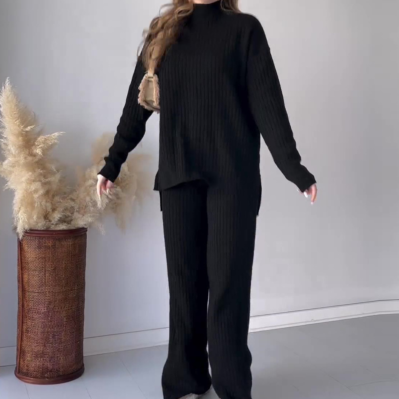 Women’s With Two-Piece Sweater and Pants Set – Ribbed Knit – Relaxed Fit – Round Neck Long Sleeve