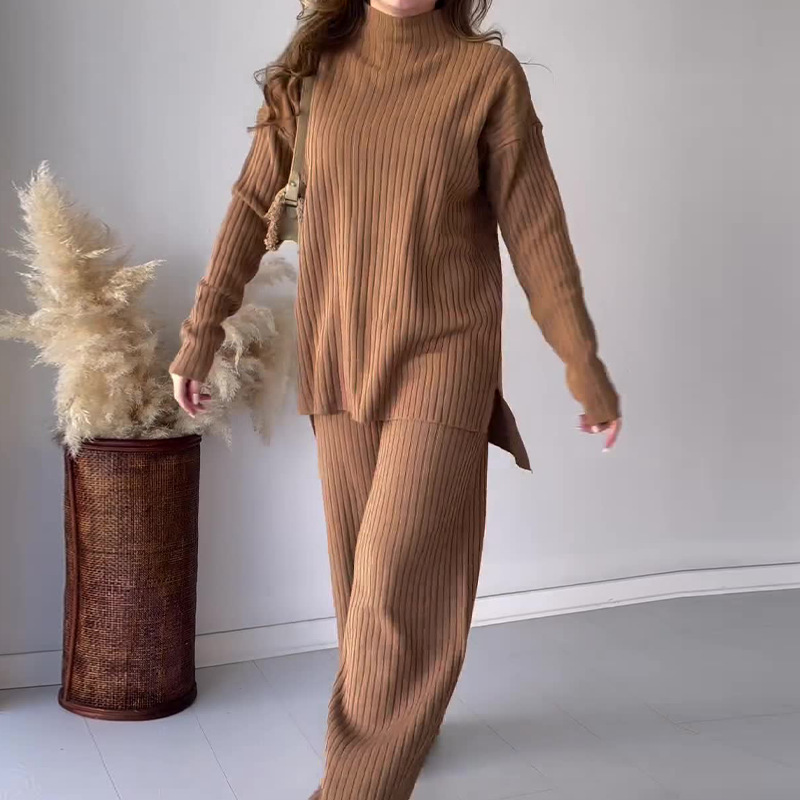 Women’s With Two-Piece Sweater and Pants Set – Ribbed Knit – Relaxed Fit – Round Neck Long Sleeve