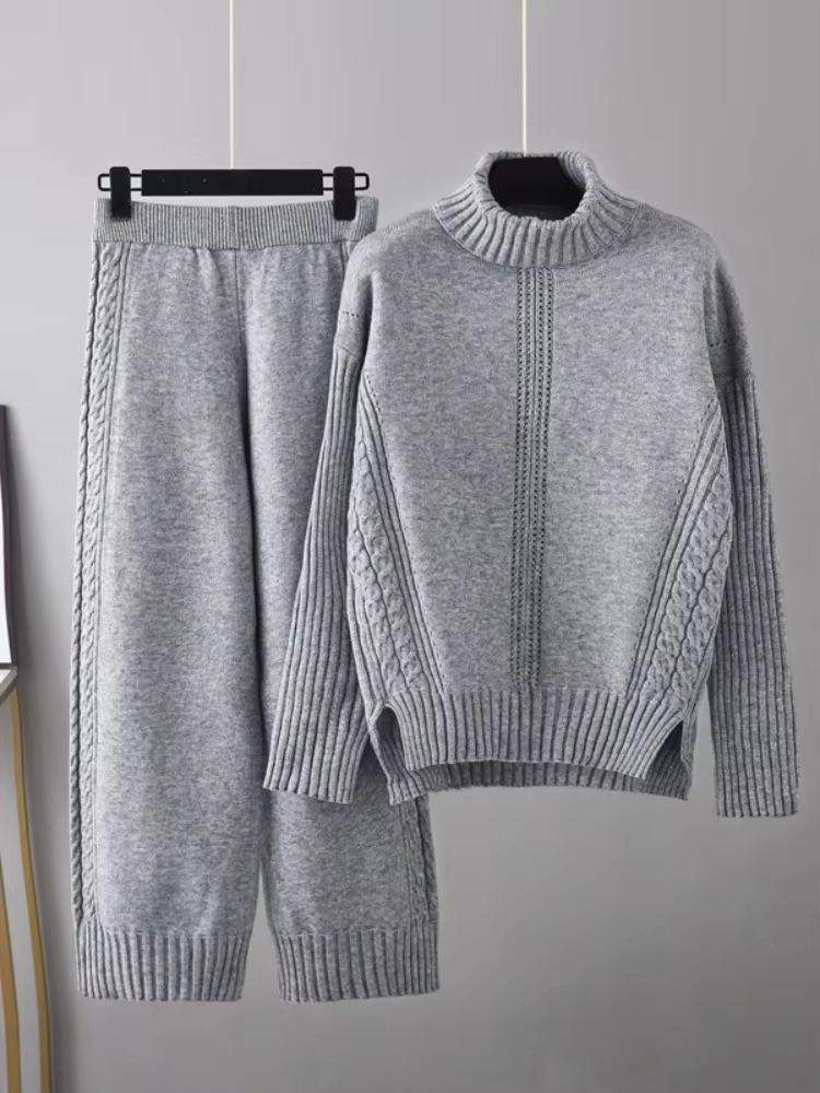 Kachie Set For Women - Stylish Comfort, Elegant Design, Versatile For Daily And Special Occasions