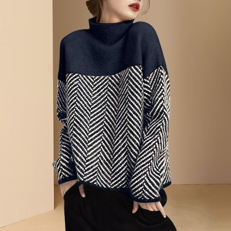 Women’s Pullover Sweatshirt – Oversized Fit – Plush Knit – High Neck – Patterned Design